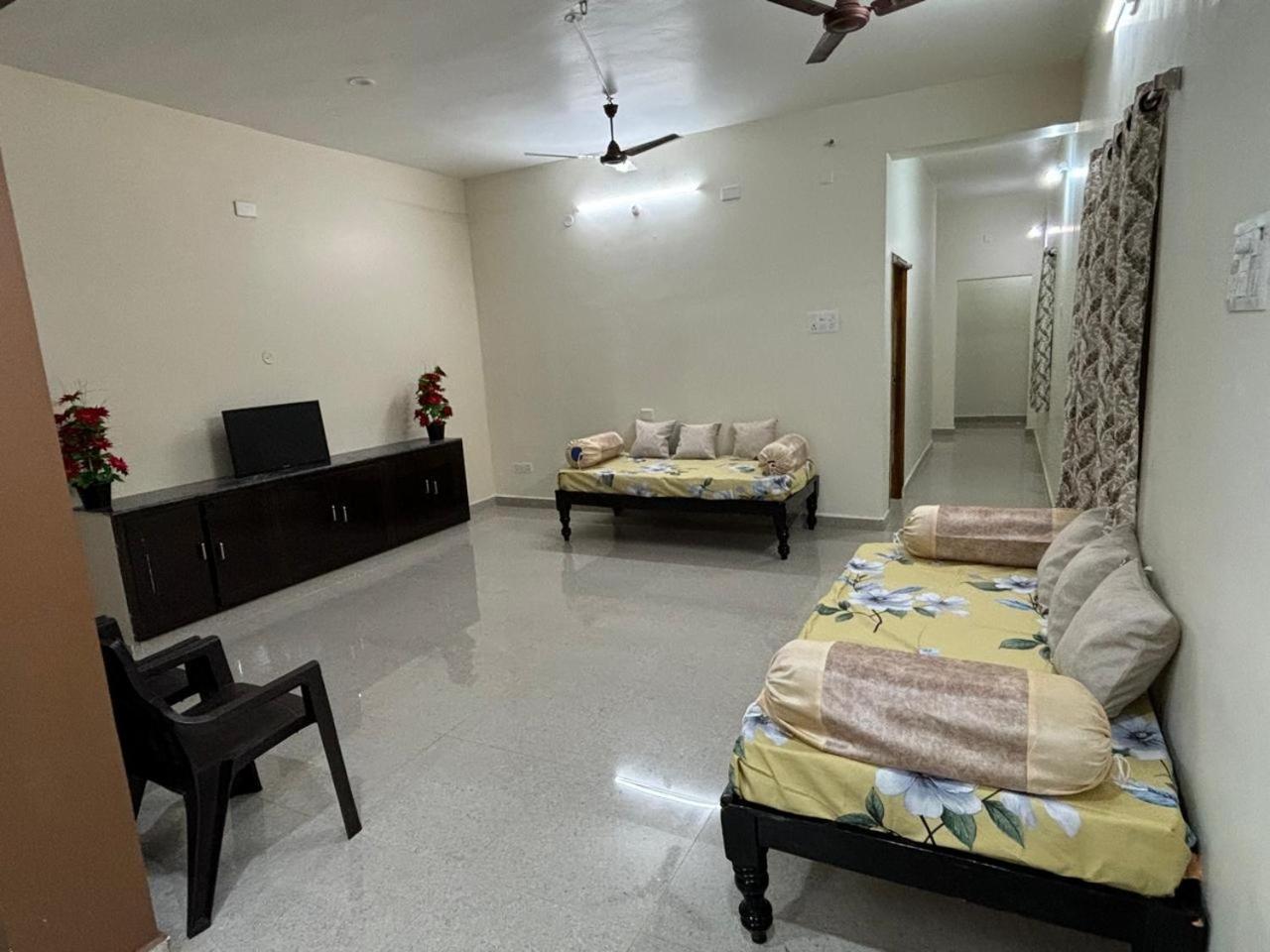 Annamaiah Premium Guest House Tirupati Dış mekan fotoğraf