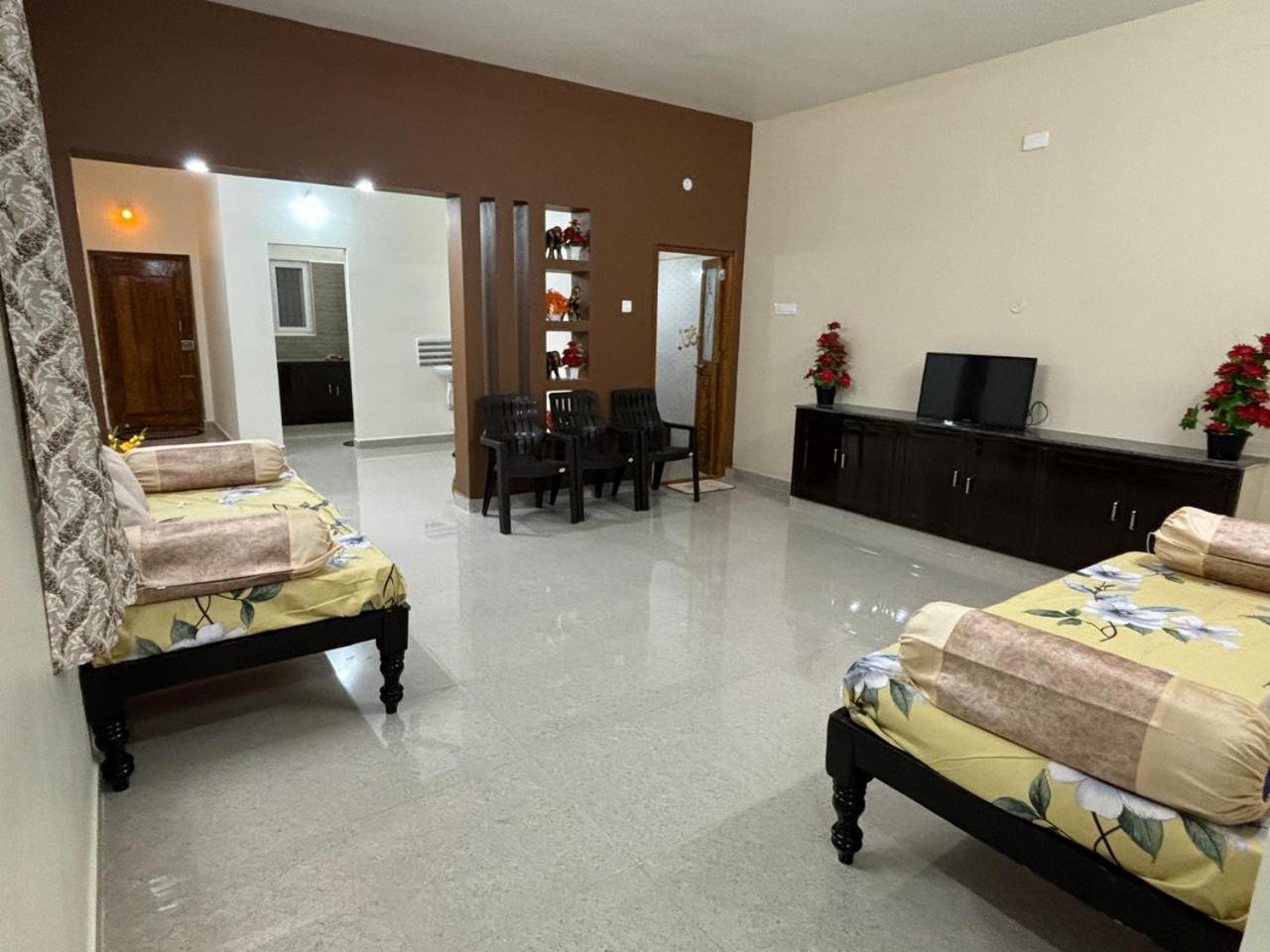 Annamaiah Premium Guest House Tirupati Dış mekan fotoğraf